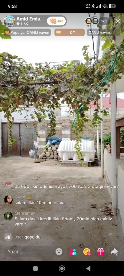 Həyətyanı sahəsi olan fərdi yaşayış evi - Geniş həyət: sementlə — Digah