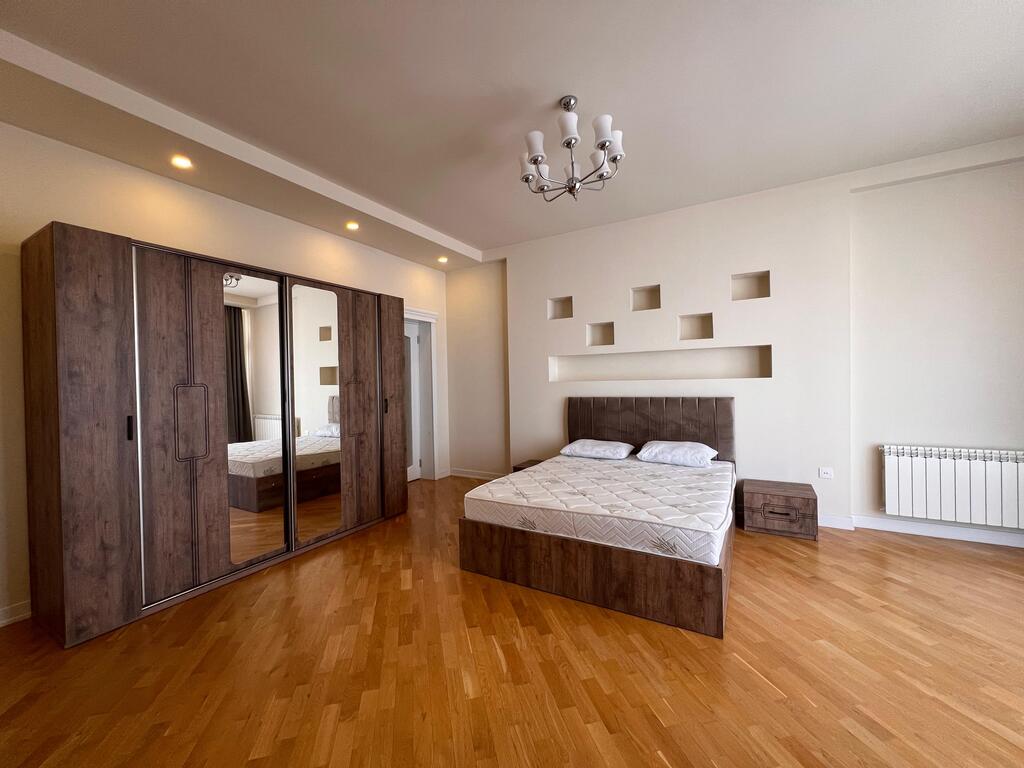 Satılır 6 otaqlı həyət evi/bağ evi 450 m² — Ev, villa, Bakı (9)