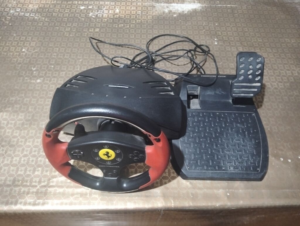 Thrustmaster Ferrari yarış sükanı və pedallar dəsti - Marka/model — Aksesuarlar, Şəmkir (2)