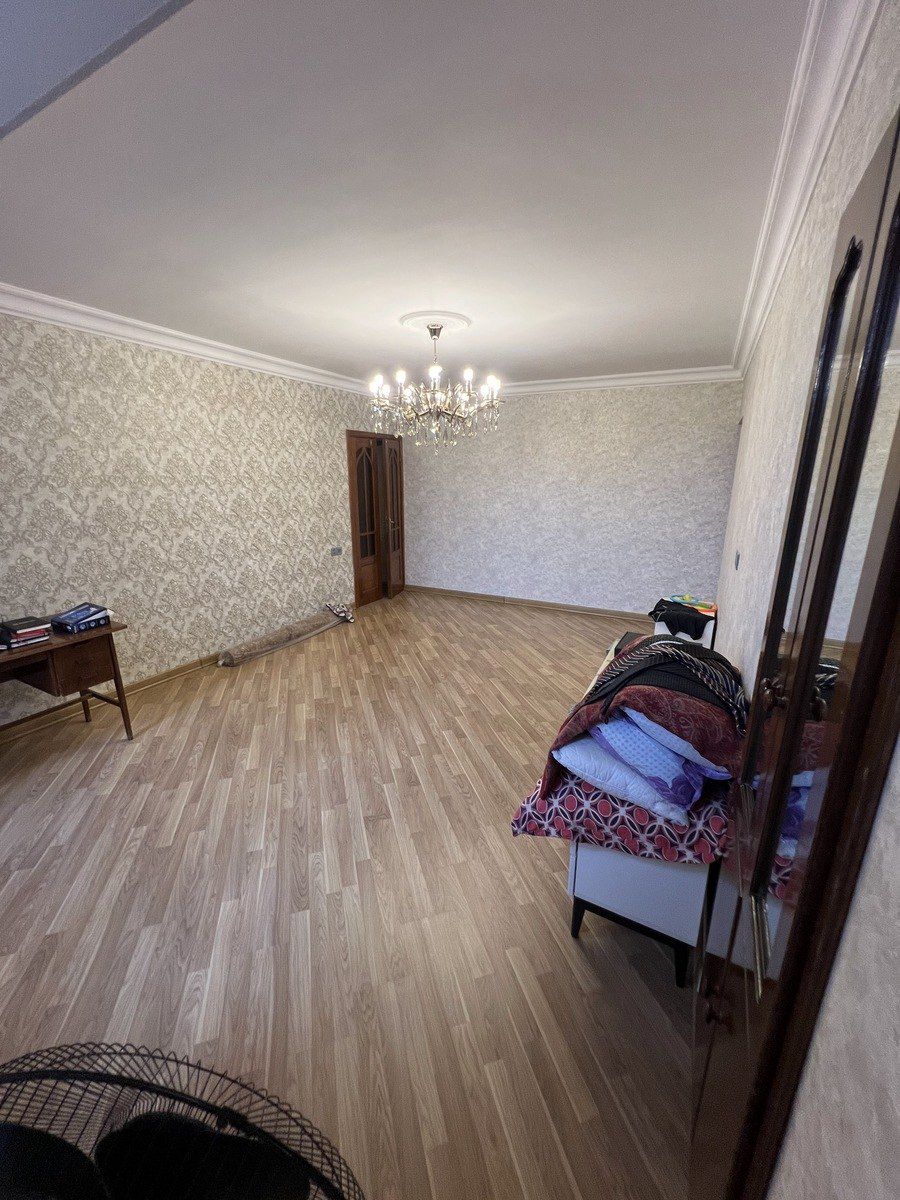 Satılır 4 otaqlı köhnə tikili 95 m² — Mənzil, Bakı (4)