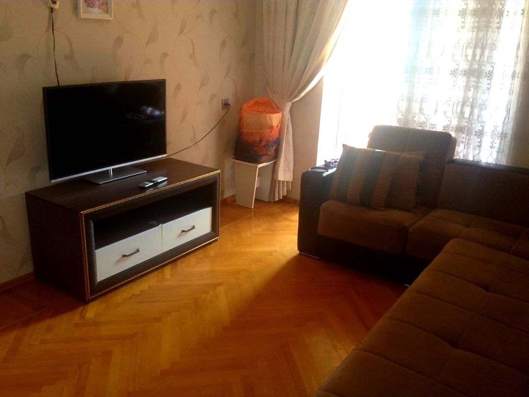 Satılır 2 otaqlı köhnə tikili 65 m² — Mənzil, Bakı (9)