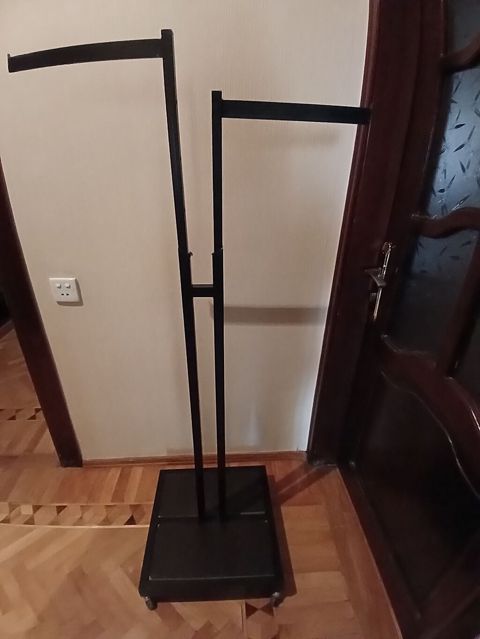 Metal geyim asqısı – mobil ikiqat stand - Material: möhkəm metal — Bakı
