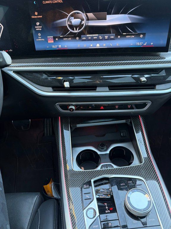 BMW X7, 3.0 L, 2023 il, 58 978 km — Avtomobillər (8)