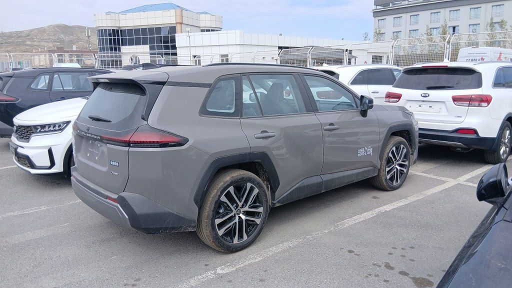 Toyota Wildlander, 2.0 L, 1.6 kWh, 2026 il, yeni — Avtomobillər, Bakı (5)