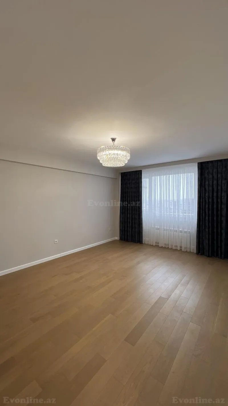 Satılır 3 otaqlı Mənzil Yeni tikili 107 m² Bakı, Yasamal r — Bakı