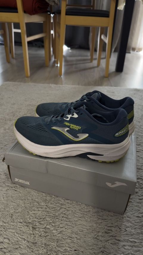 Joma Running idman ayaqqabılsı Orjinaldır qutusu var - Model: Joma — Bakı