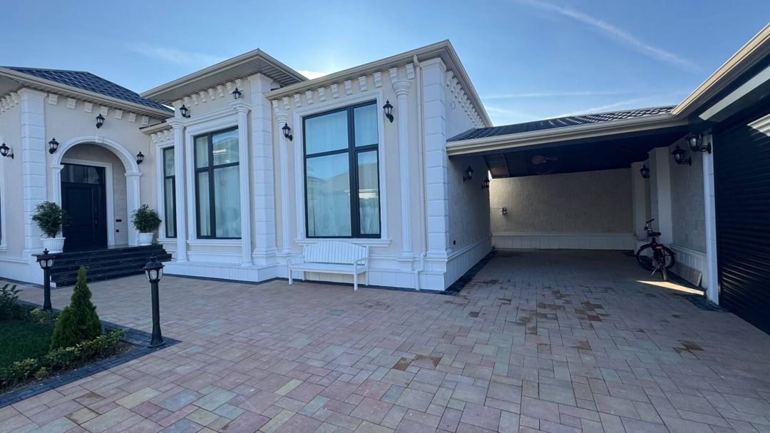 Satılır 5 otaqlı həyət evi/bağ evi 220 m² — Ev, villa, Bakı (5)