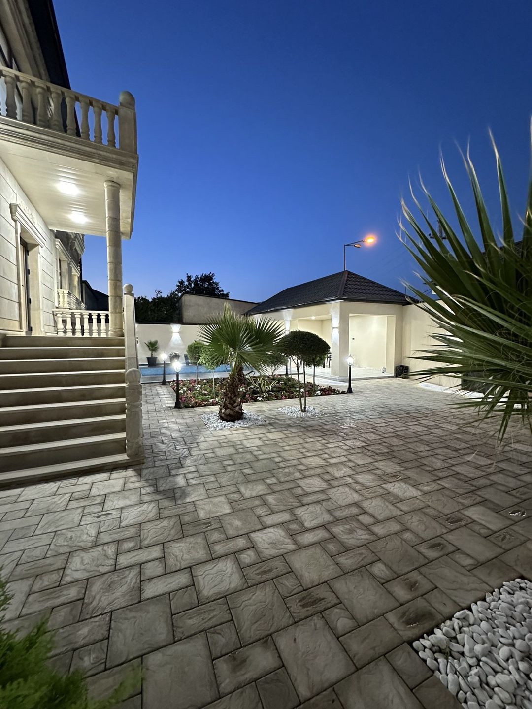 Satılır 5 otaqlı həyət evi/bağ evi 330 m² — Ev, villa, Bakı (5)