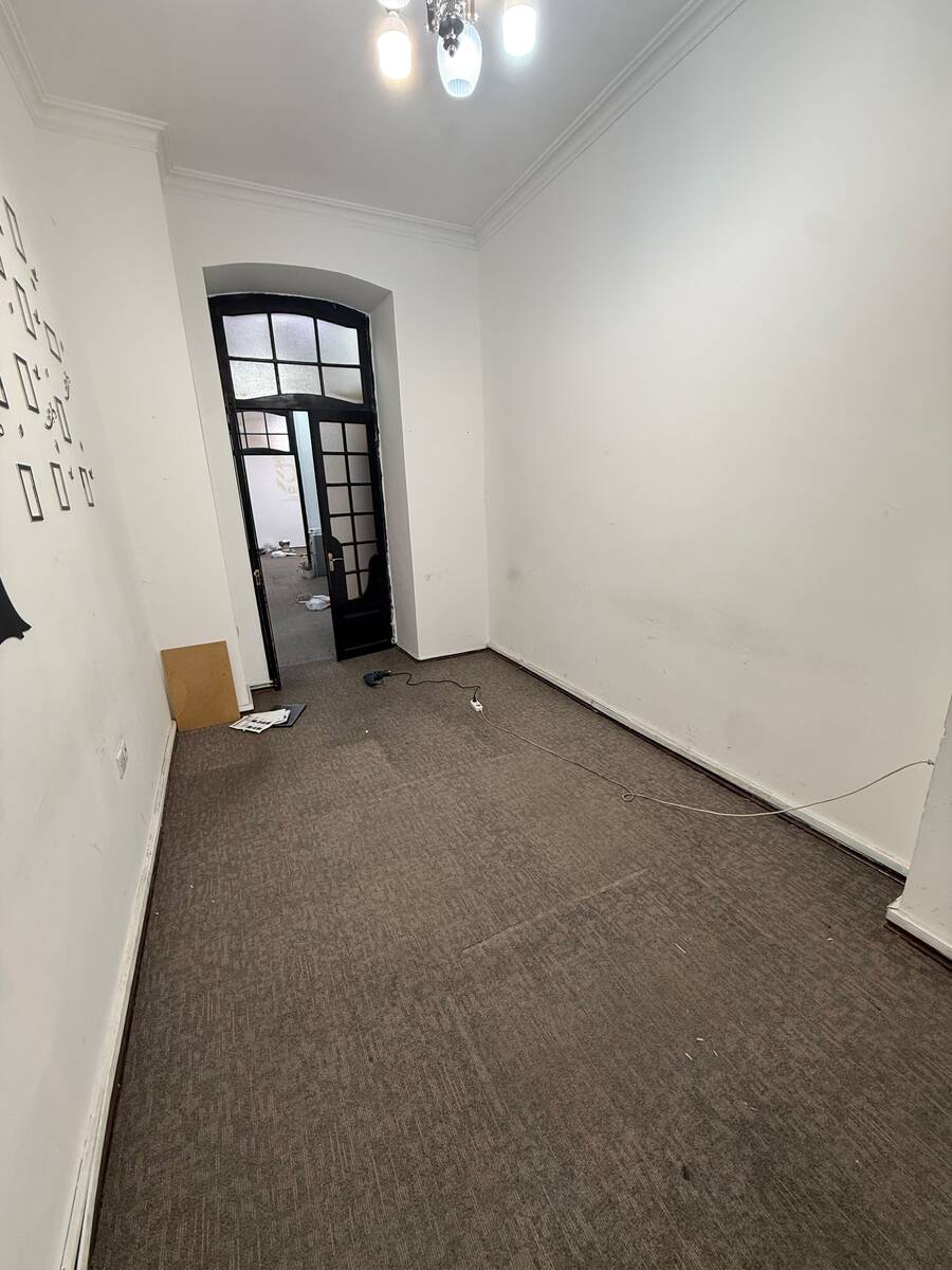 İcarəyə verilir 5 otaqlı köhnə tikili 175 m² — Mənzil, Bakı (7)