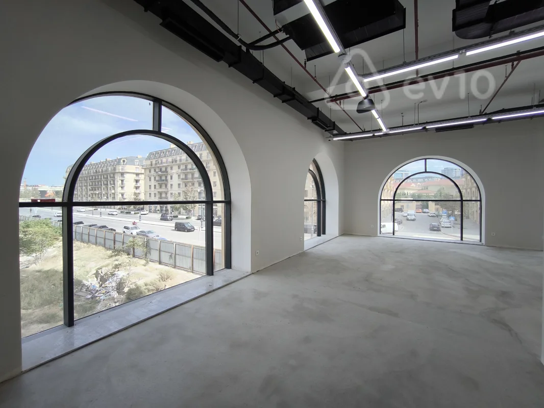 Obyekt, 172 m², Xəqani Rüstəmov küçəsi — kirayə — Əmlak, Bakı (2)
