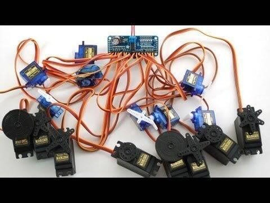 PCA9685 16 Kanal PWM Servo Motor Sürücü Kartı Yalnız 2 I2C pinindən — Digər, Bakı (3)