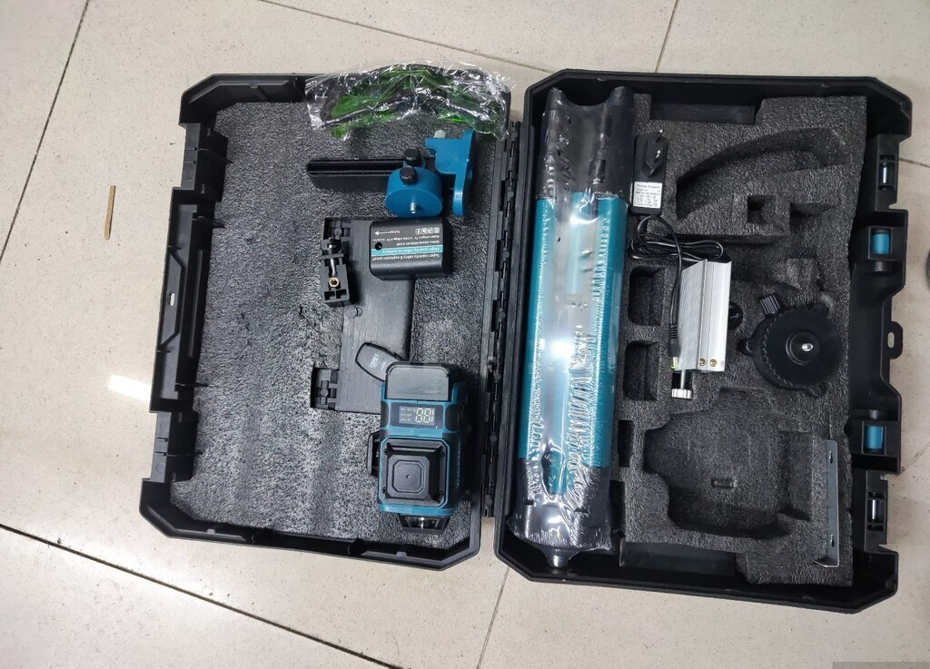 Lazer səviyyəölçən Makita 4D 16 xətt — Ölçü alətləri, Bakı (2)