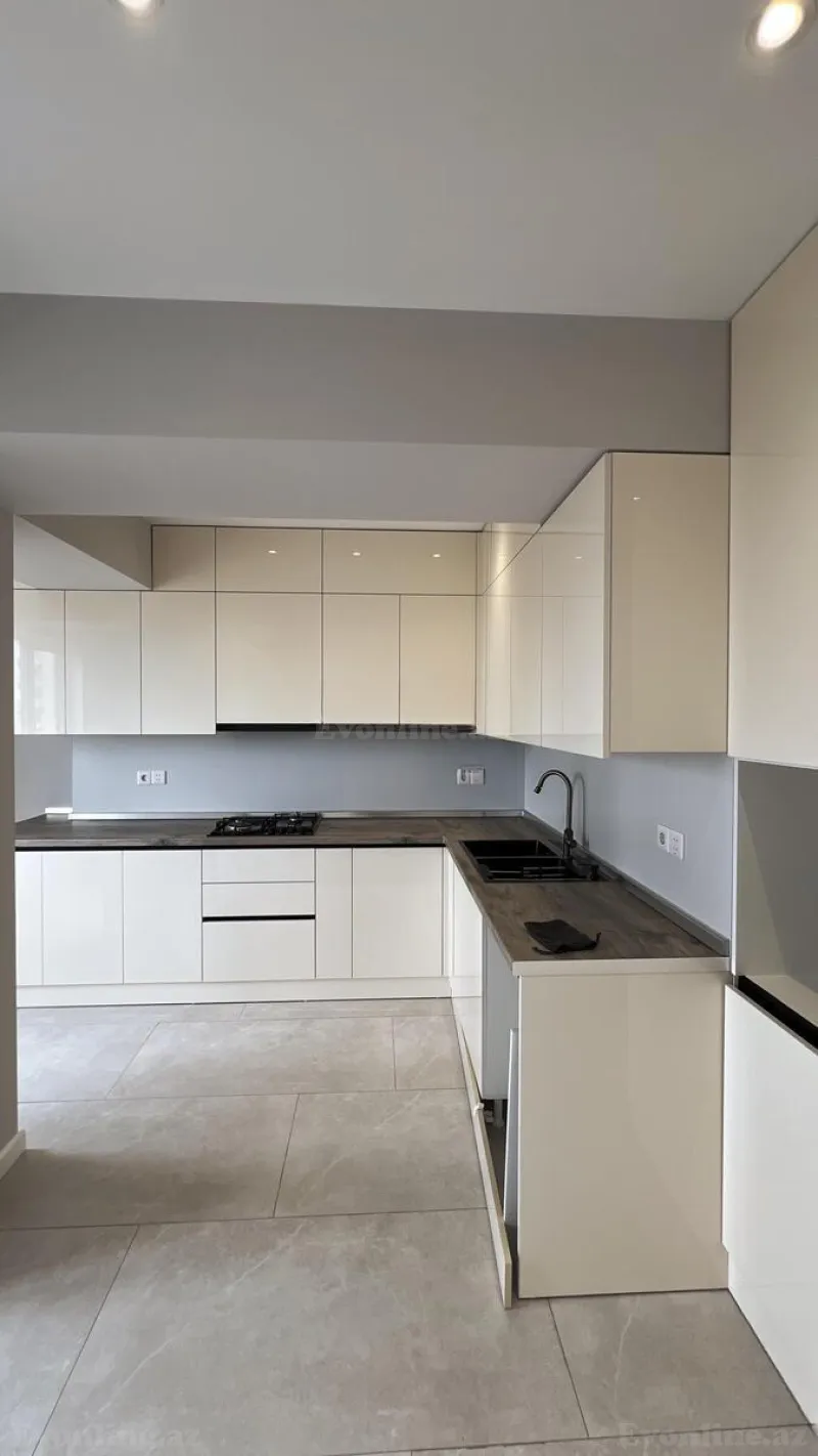 Satılır 3 otaqlı Mənzil Yeni tikili 107 m² Bakı, Yasamal r — Mənzil, Bakı (5)