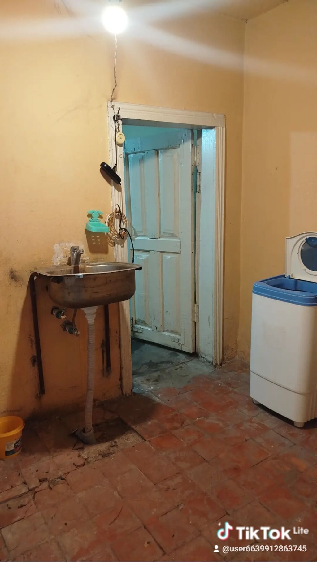 Satılır: həyəti olan fərdi yaşayış evi. Sabirabad şəhərinin tam — Ev, villa, Xırdalan (10)