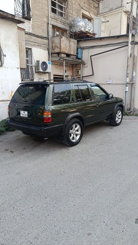 Nissan Pathfinder (R50) SUV - Kuzov: 5 qapılı, yaşıl rəng, arxa — Bakı