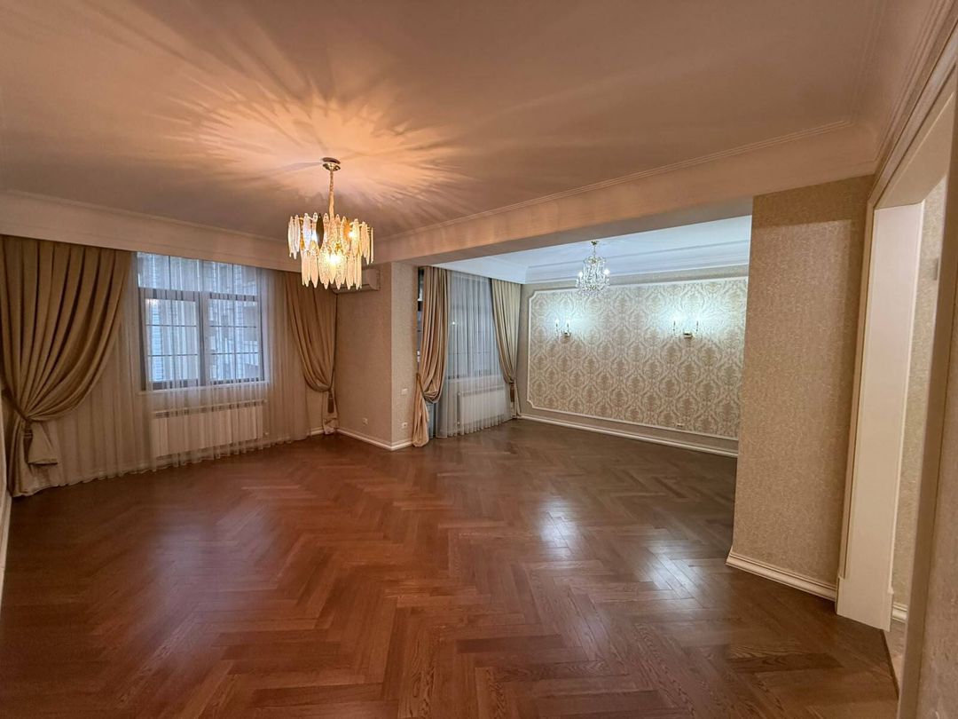 Satılır 4 otaqlı yeni tikili 205 m² — Mənzil, Bakı (10)