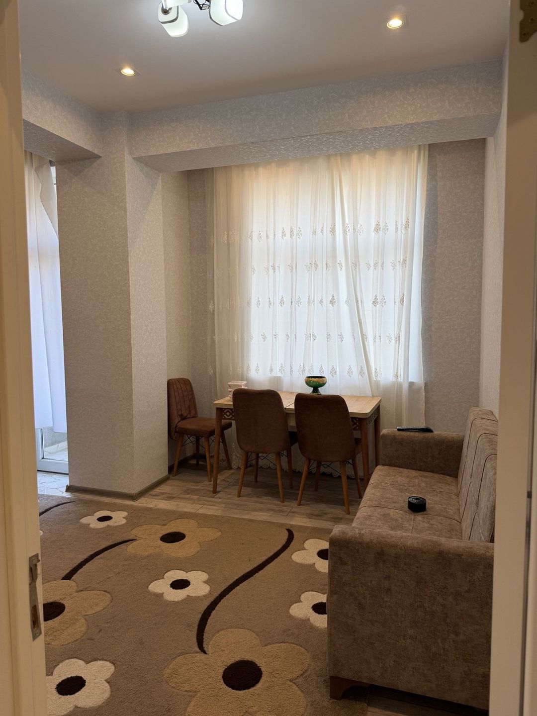 İcarəyə verilir 1 otaqlı yeni tikili 39 m² — Mənzil, Bakı (2)