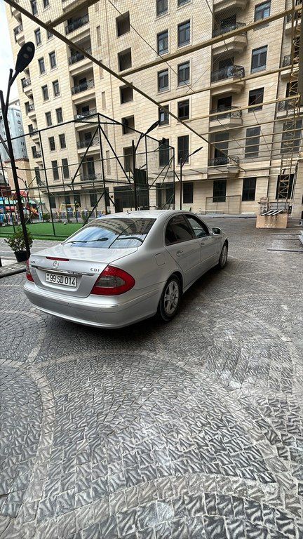 Mercedes E 220, 2.2 L, 2006 il, 300 000 km 99-SD-014 — Avtomobillər, Bakı (6)