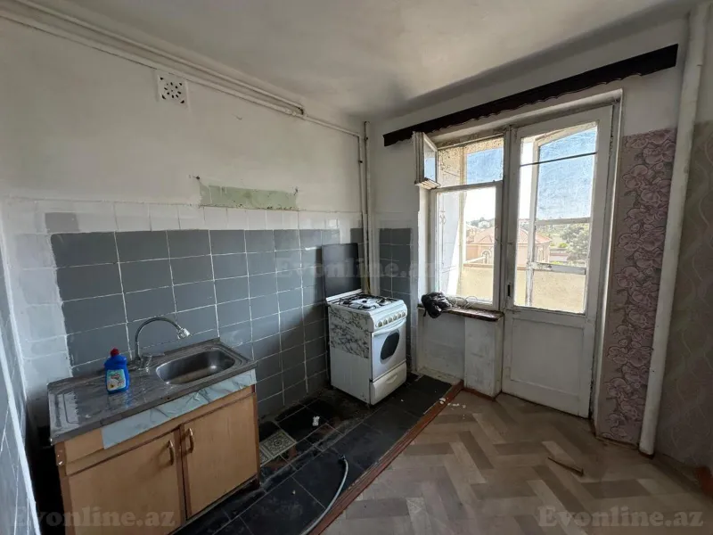 Satılır 2 otaqlı Mənzil Köhnə tikili 60 m² Bakı, Nizami r., Xalqlar Dostluğu m., 8-ci kilometr — Mənzil, Bakı (5)