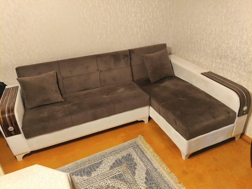 Künc divan satılır *Qiymət 280 azn*. Demək olar təzədi 2 ayıdır — Masalar və stullar, Ceyranbatan (3)