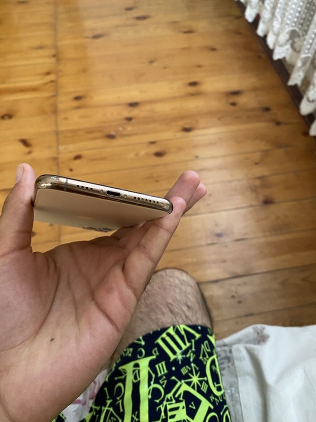 IPhone 11 Pro, Qızılı, Face ID — Apple iPhone, Masazır (2)