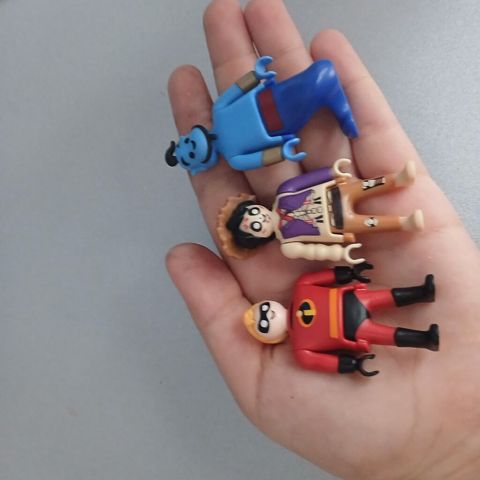 Kinder disney.Satilir .her seyi var — Bakı