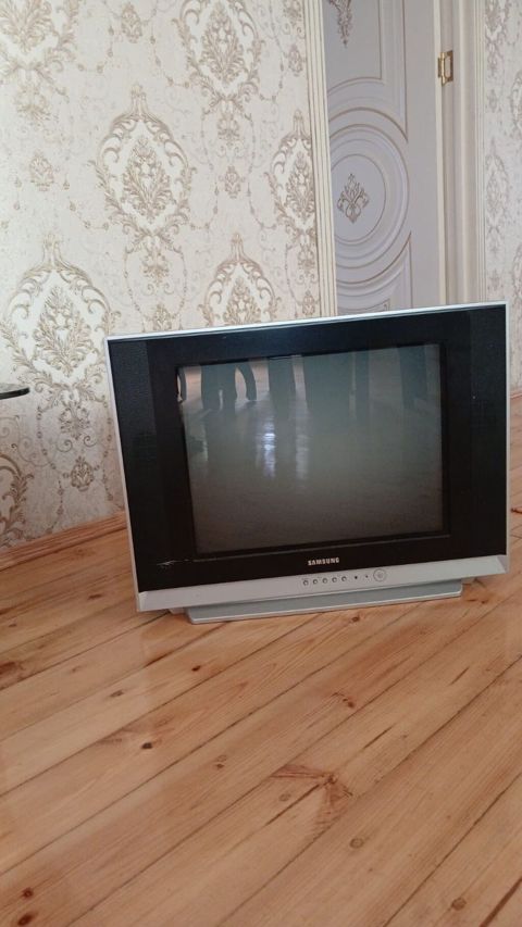 Samsung kineskop (CRT) TV - Markası/modeli: Samsung, ön paneldə — Bakı