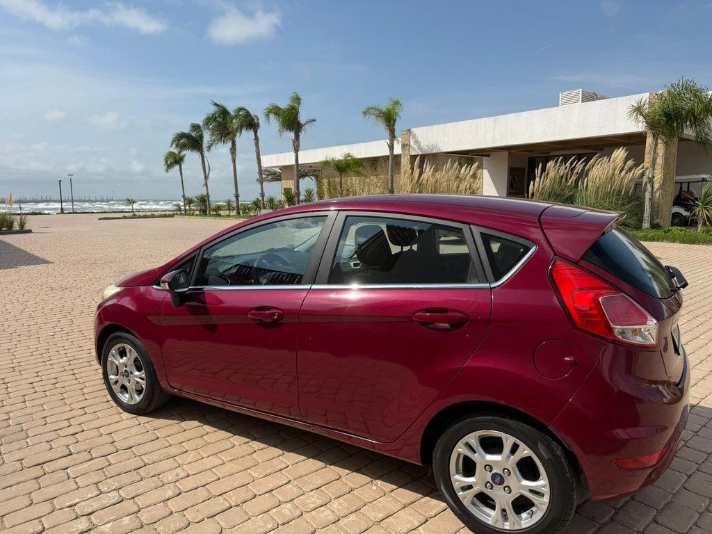 Ford Fiesta, 1.6 L, 2014 il, 150 000 km 99-RE-786 — Avtomobillər, Bakı (6)
