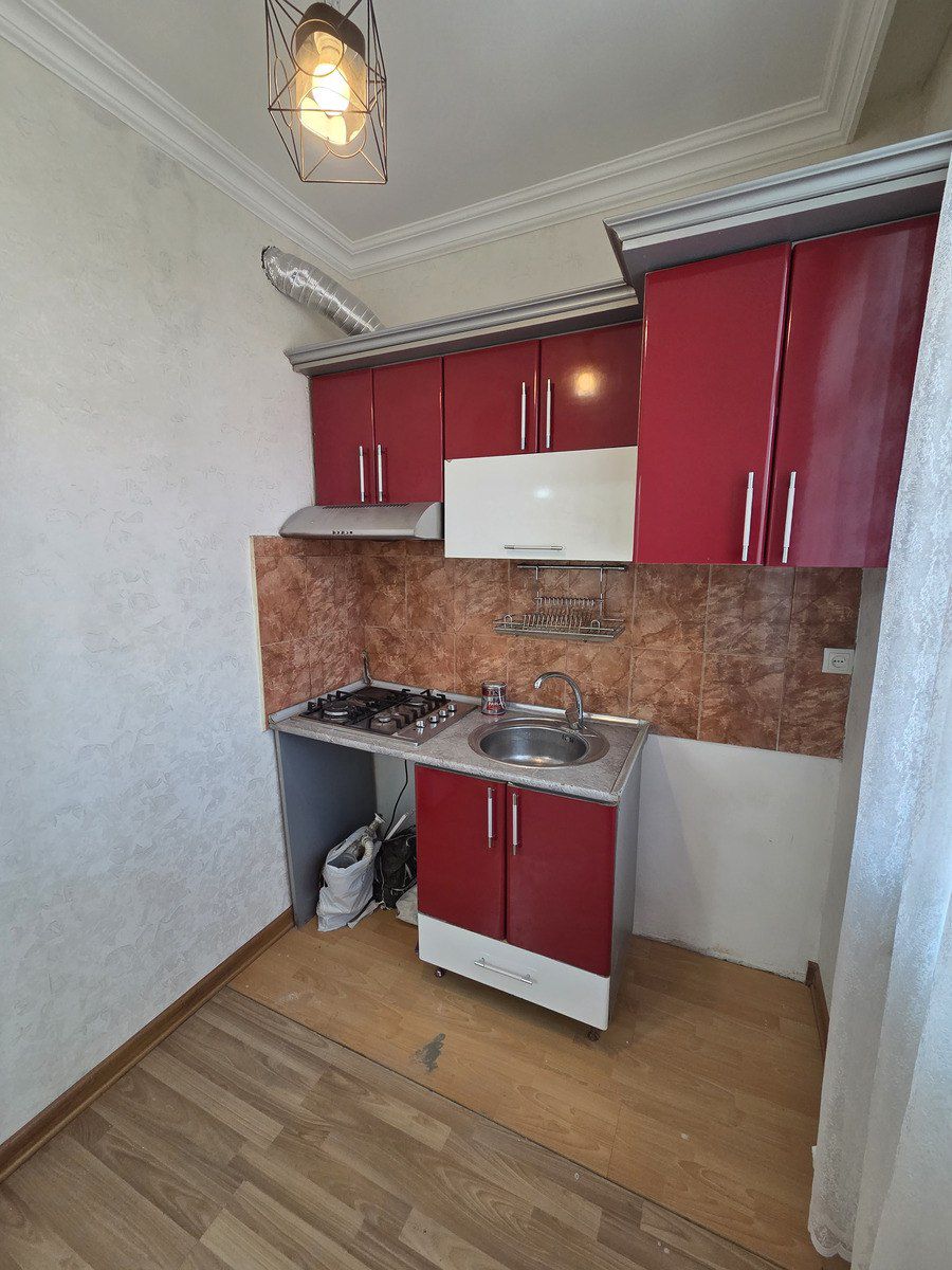 Satılır 2 otaqlı köhnə tikili 50 m² — Mənzil, Bakı (8)