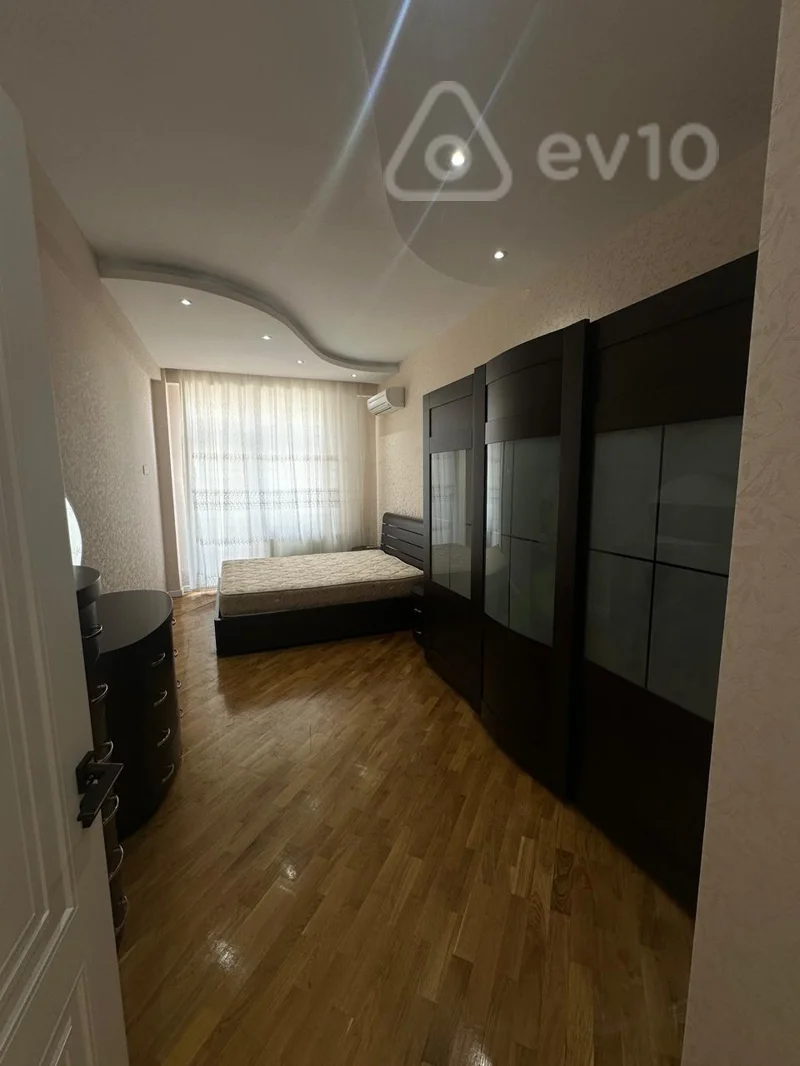 5 otaqlı mənzil, 245 m², Rəşid Behbudov küçəsi — kirayə — Mənzil, Bakı (7)