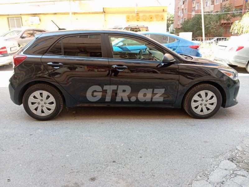 Kia Rio 1.6 L, 2018, 105 000 mil 99-EO-013 — Avtomobillər, Bakı