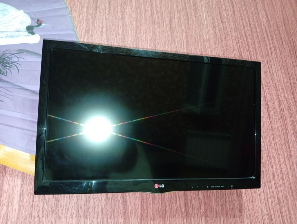 LG LED monitor/TV ekranı - Brend və model xətti: LG - Ekran növü — Monitorlər, Masazır (3)