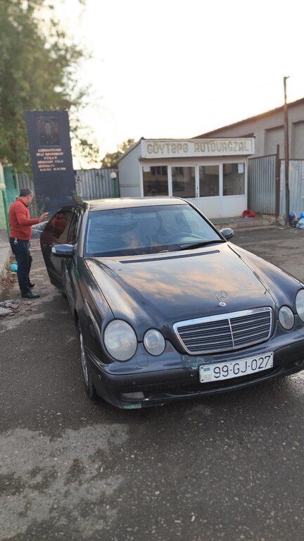 Mercedes E 270, 2.7 L, 2001 il, 514 387 km — Bakı