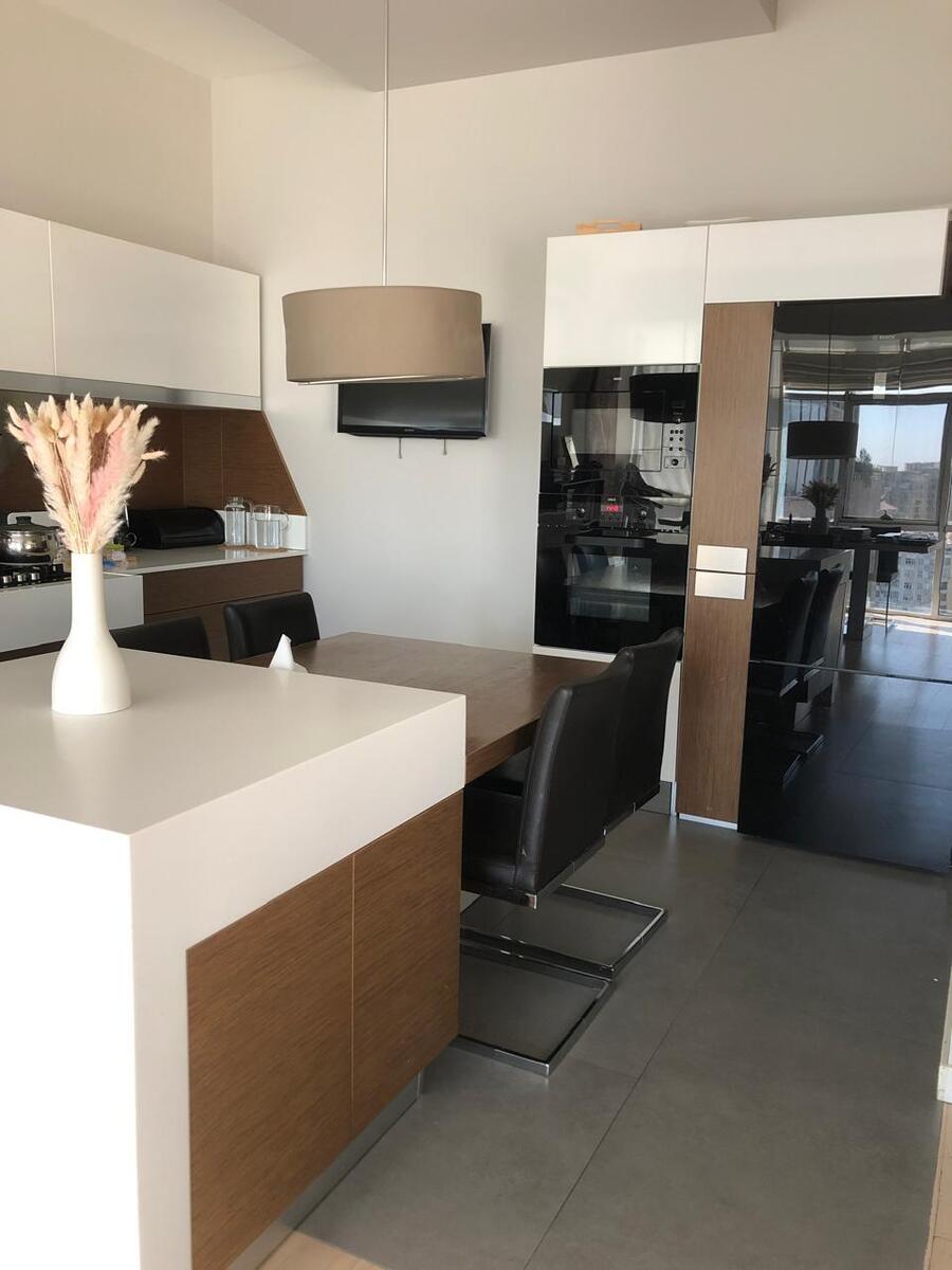 Satılır 5 otaqlı yeni tikili 250 m² — Mənzil, Bakı (4)