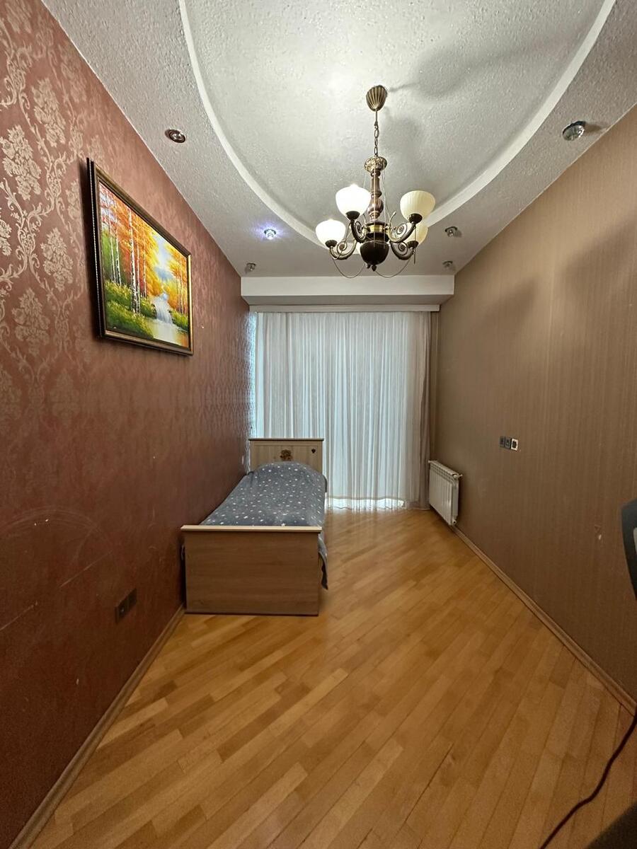 Satılır 4 otaqlı yeni tikili 180 m² — Mənzil, Bakı (7)
