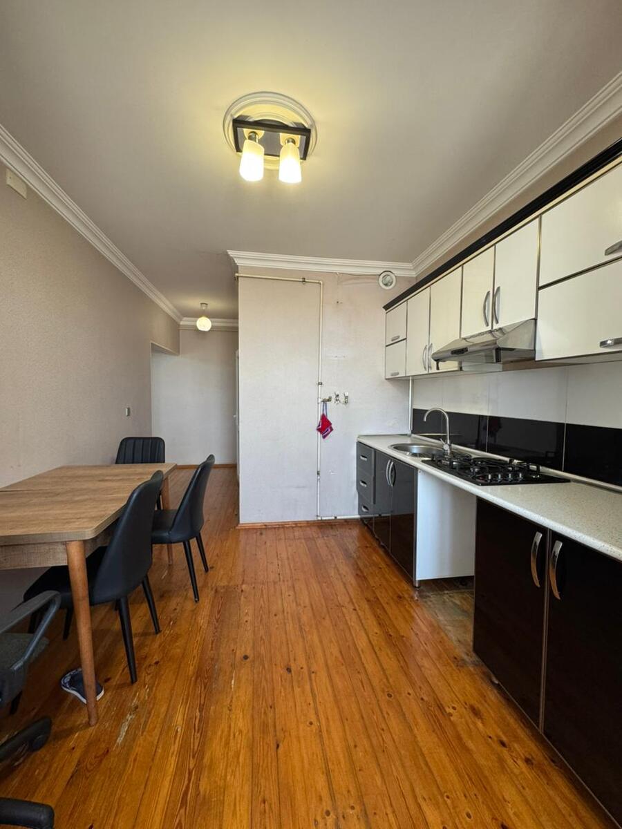 Satılır 4 otaqlı köhnə tikili 75 m² — Mənzil, Bakı (11)