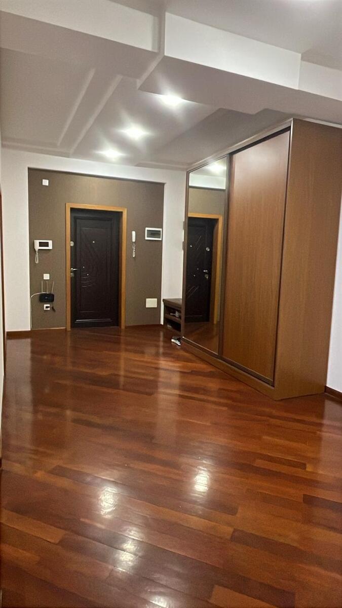 Satılır 3 otaqlı yeni tikili 130 m² — Mənzil, Bakı (8)