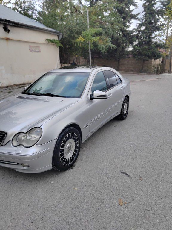 Mercedes C 200, 2.0 L, 2001 il, 374 000 km 99-FR-540 — Avtomobillər, Şamaxı (2)