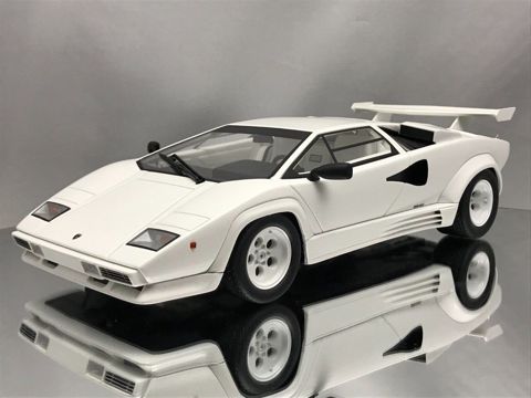 Oyuncaq maşın Lamborghini Countach, metal, ağ — Bakı