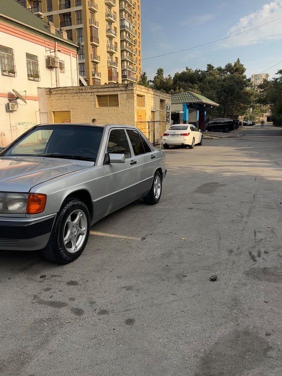 Mercedes 190, 2.0 L, 1991 il, 246 000 km — Avtomobillər, Bakı (9)