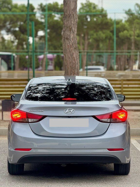 Hyundai Elantra, 1.8 L, 2015 il, 211 201 km — Avtomobillər, Bakı (8)