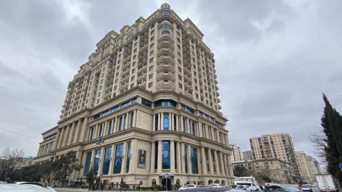 Satılır 4 otaqlı yeni tikili 215 m² — Bakı