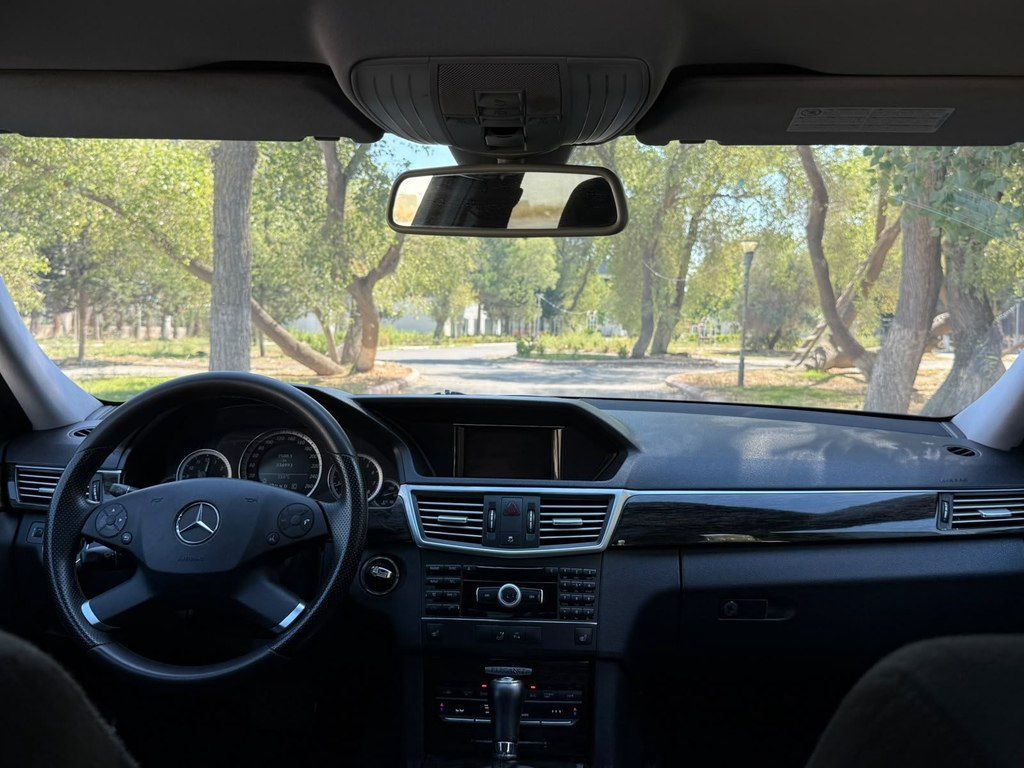 Mercedes E 200, 1.8 L, 2010 il, 230 000 km 77-HY-964 — Avtomobillər, Bakı (10)