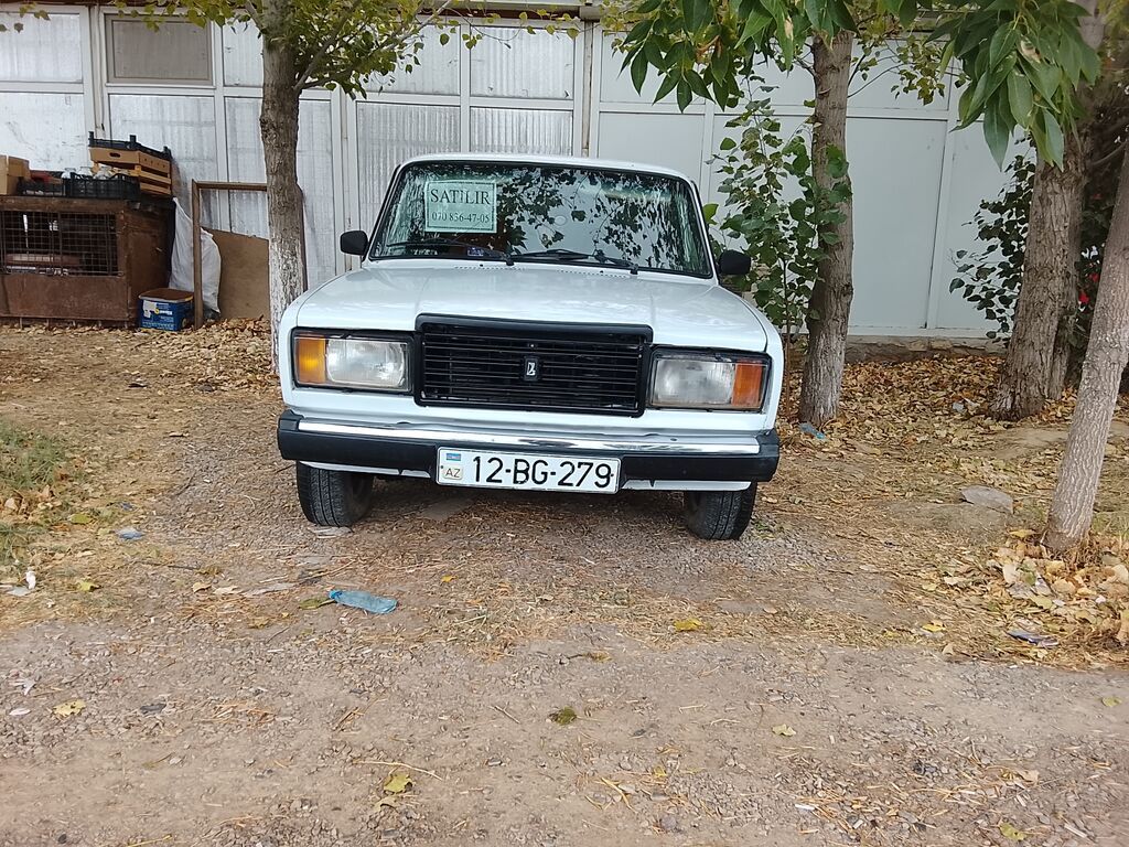 VAZ (Lada) 2107: 0.7 l 1982 il 856328 km Sedan 12-BG-279 — Avtomobillər, Şirvan (9)