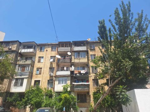 Satılır 2 otaqlı köhnə tikili 50 m² — Bakı