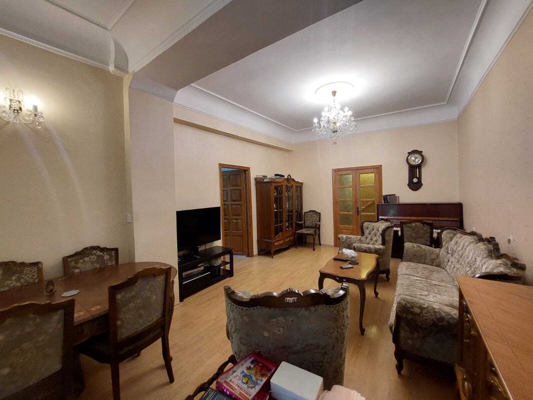 Satılır 3 otaqlı köhnə tikili 100 m² — Mənzil, Bakı (2)