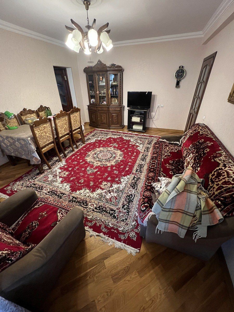 Satılır 4 otaqlı köhnə tikili 95 m² — Mənzil, Bakı (2)