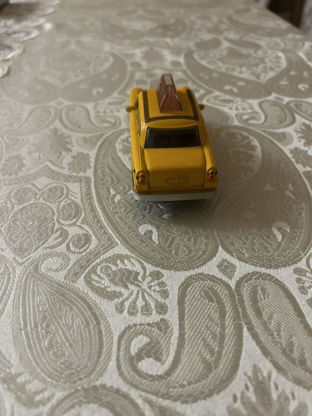 New York Sarı “Taxı” oyuncağı – metal die-cast kolleksiya maşını — Modellar, Bakı (4)