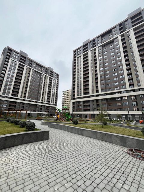 Satılır 3 otaqlı yeni tikili 92 m² — Bakı