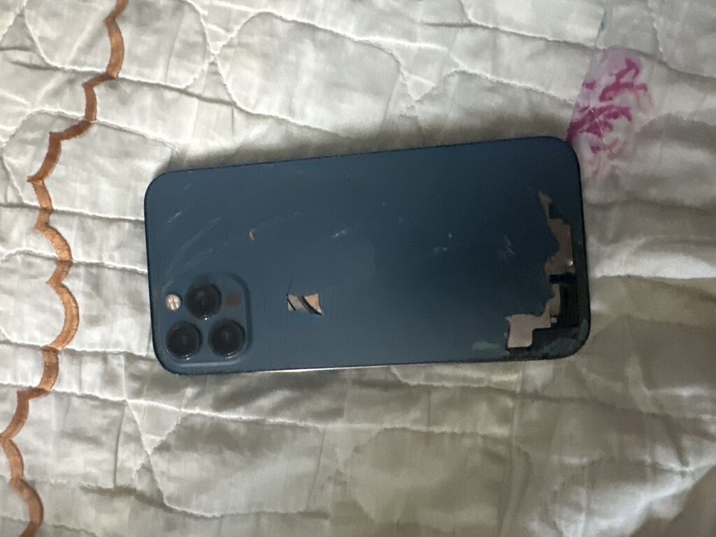 Mavi, Qırıq — Apple iPhone, Pirəkəşkül (4)